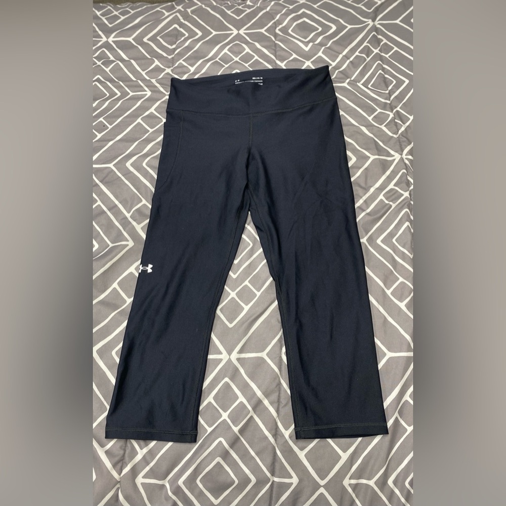 Under Armour cropped leggings